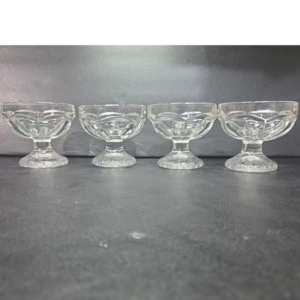 Dominion‎ Clear Sherbet Glasses, Set of 4, Vintage Textured Base Dessert Cups